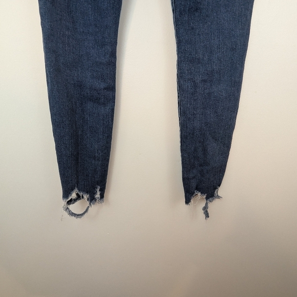 7 For All Mankind The High Waist Skinny Raw Ankle Jeans, Sz 27 - Picture 4 of 6